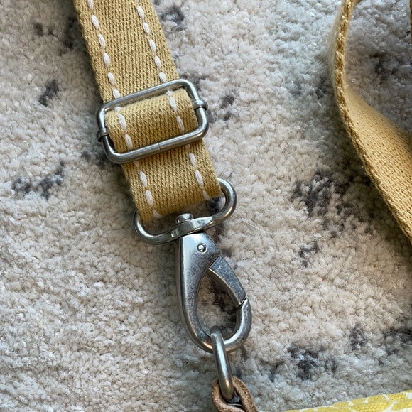 (FOSSIL) Key-Per Yellow Shoulder Handbag Tote - Picture 14 of 15